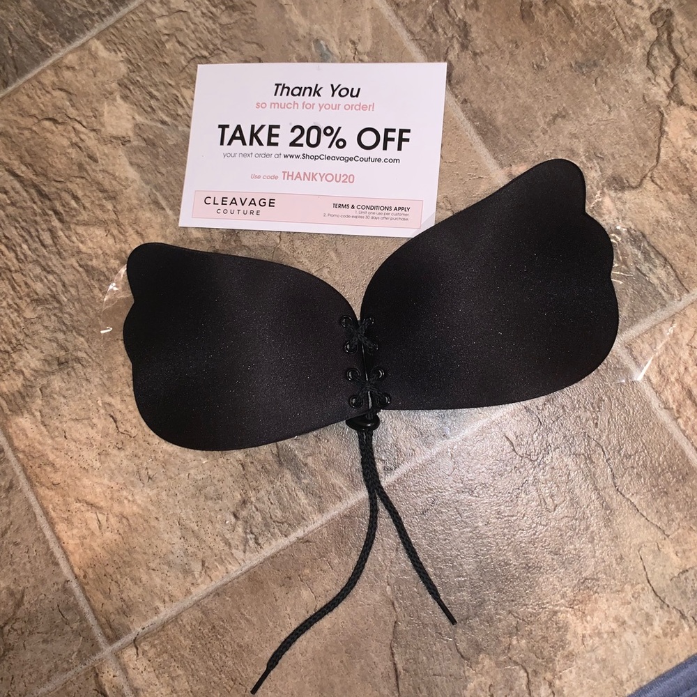 Black strapless sticky wing style bra